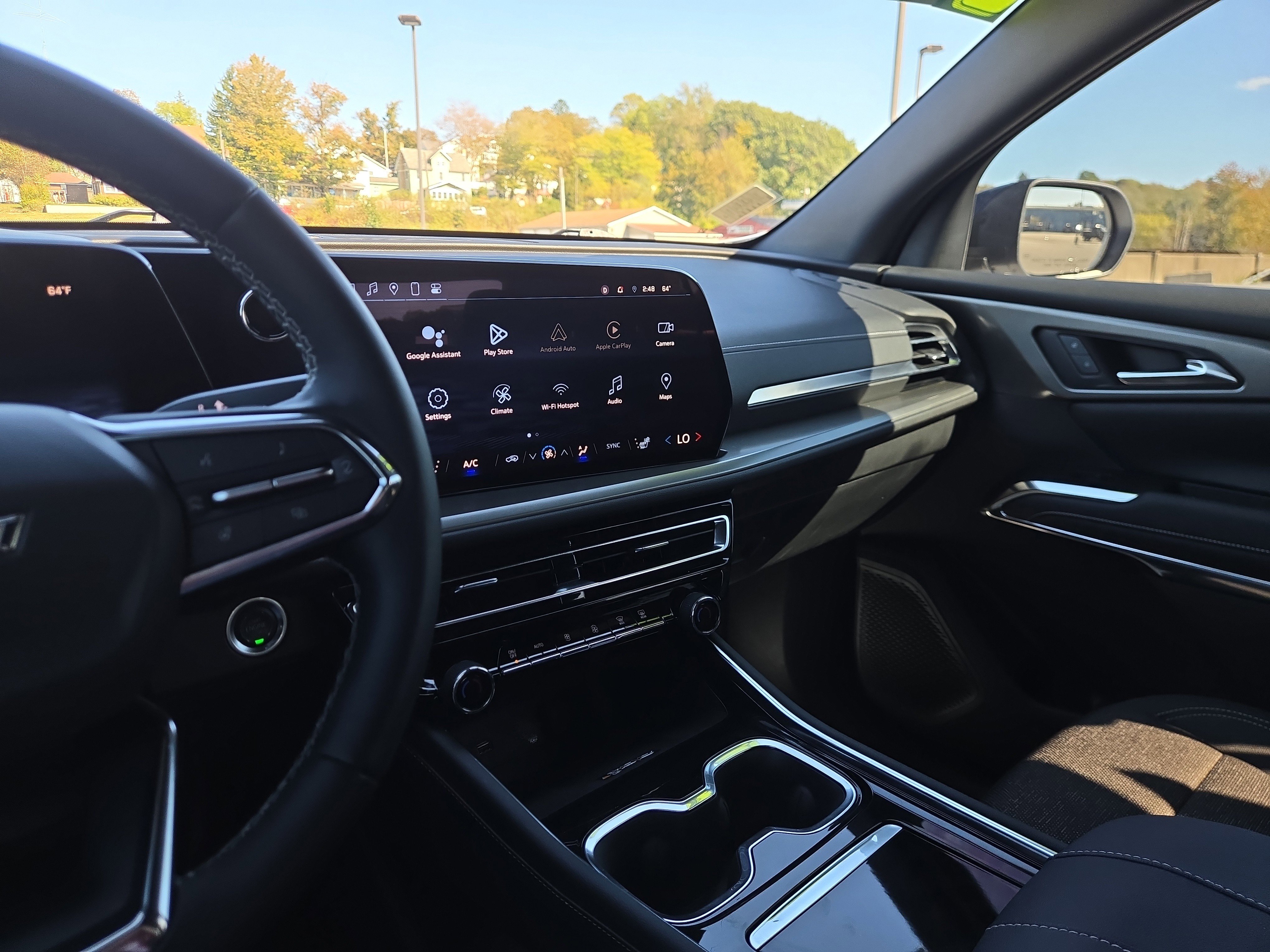 Used 2024 Chevrolet Traverse LT image 23