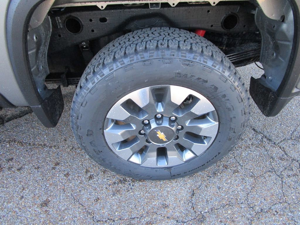 New 2026 Chevrolet Silverado 2500 Custom w/ Custom Value Package image 9