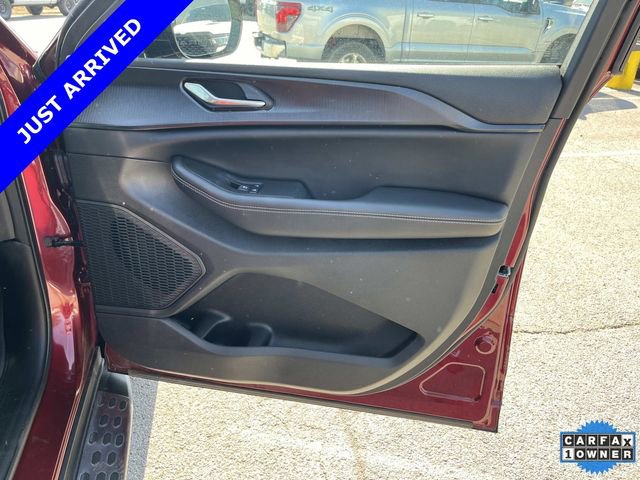 Certified 2024 Jeep Grand Cherokee Altitude AWD/4WD image 23