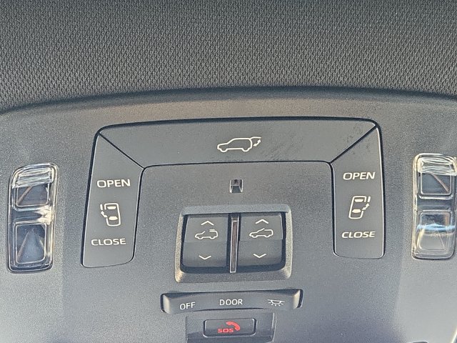 Certified 2026 Toyota Sienna Limited FWD image 25