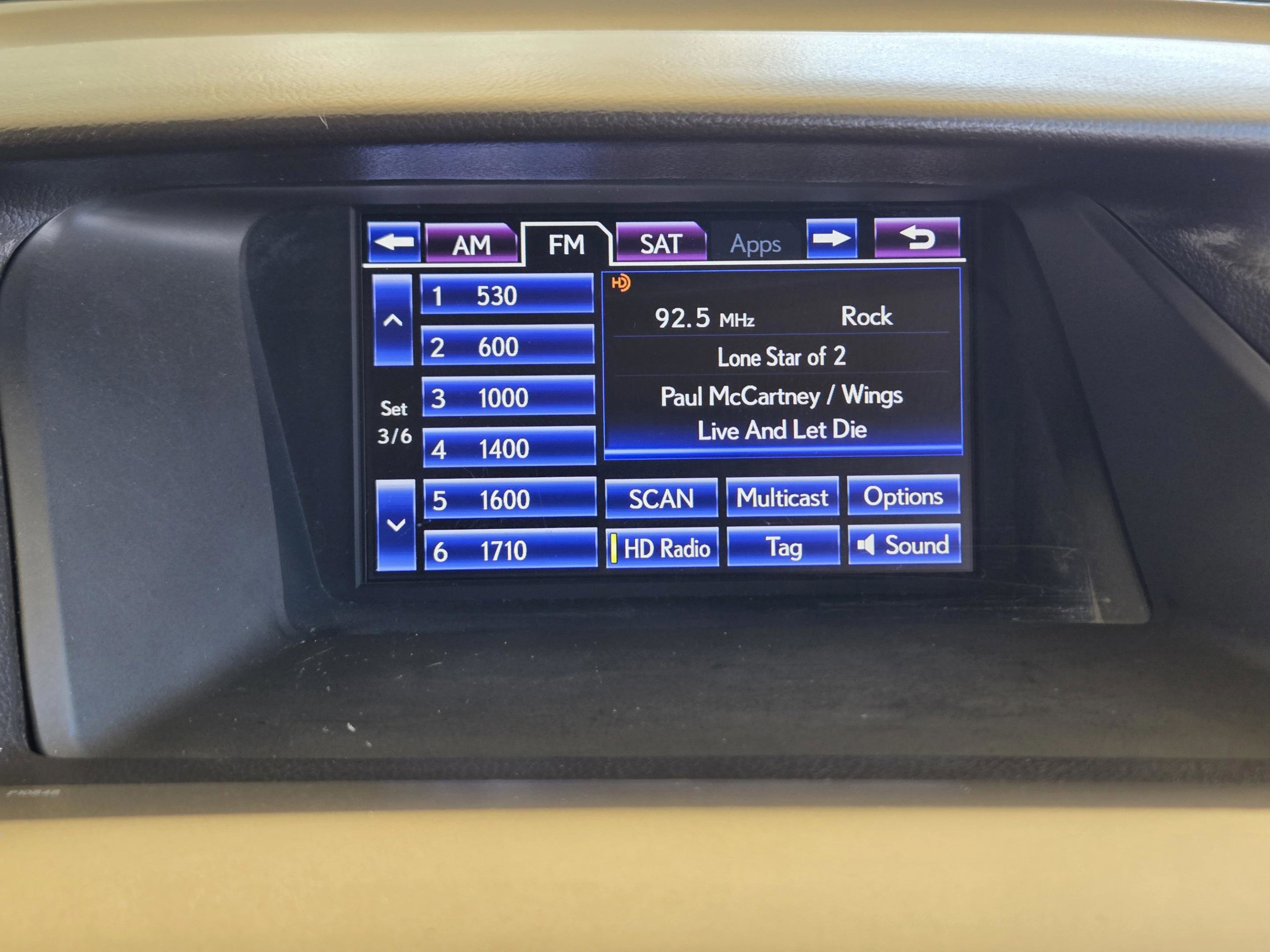 Used 2015 Lexus RX 450h FWD image 15