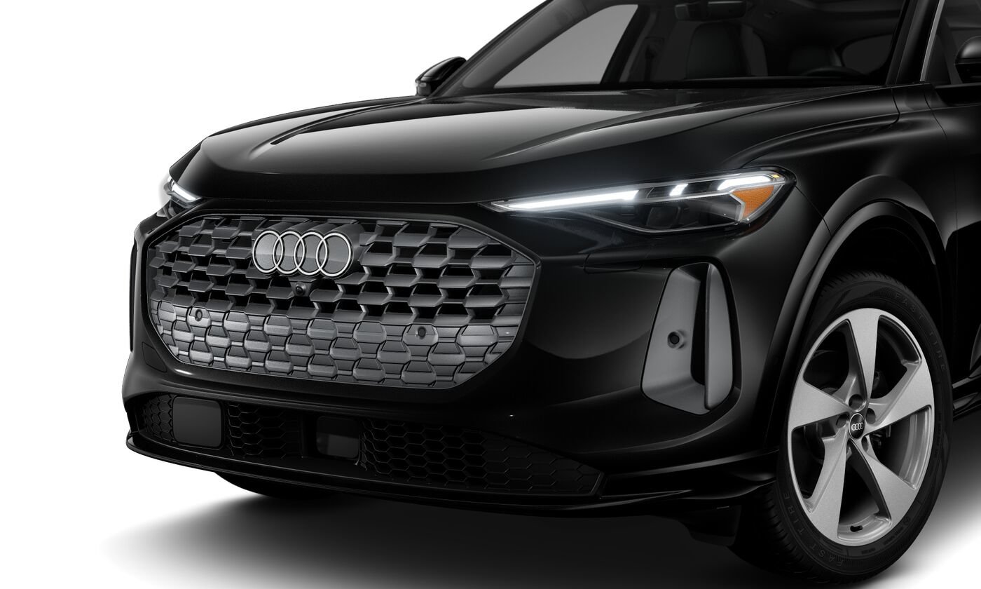 Certified 2025 Audi Q5 Premium Plus AWD/4WD image 6