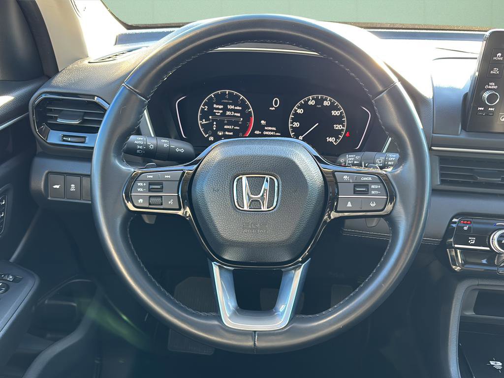 Used 2023 Honda Pilot Touring image 25