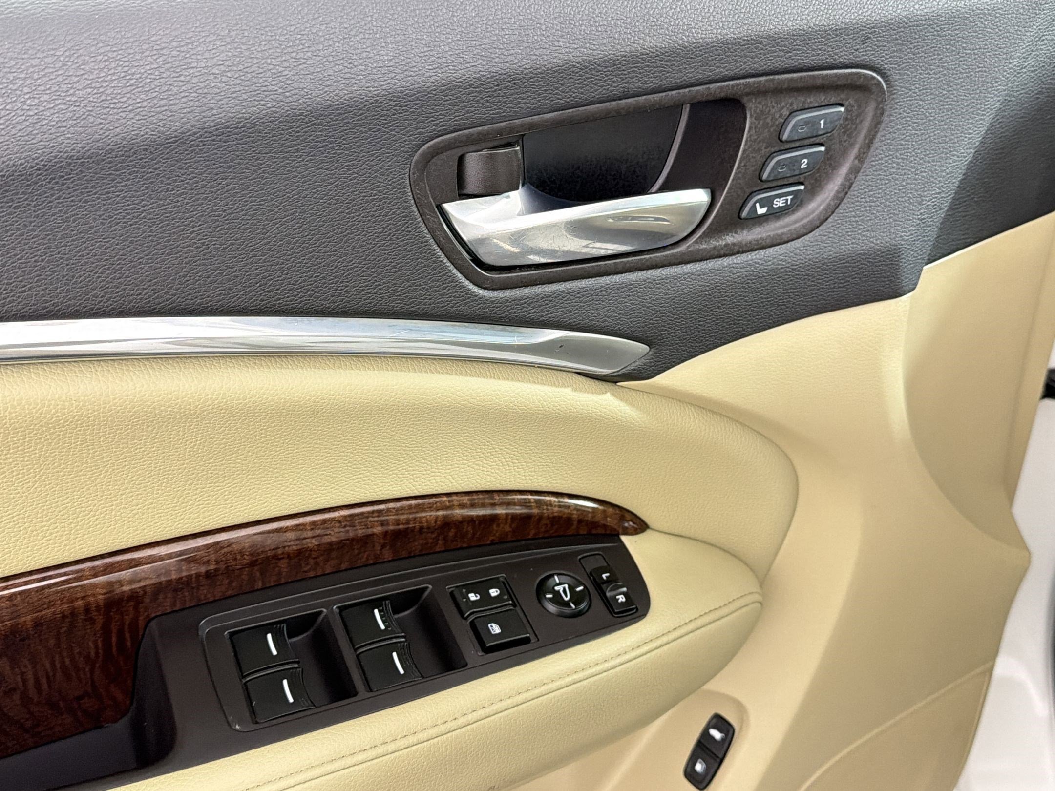 Used 2019 Acura MDX SH-AWD image 22