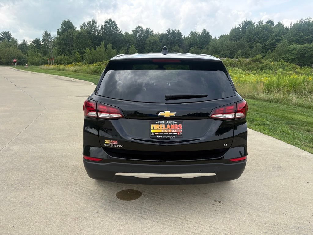 Used 2024 Chevrolet Equinox LT FWD image 8