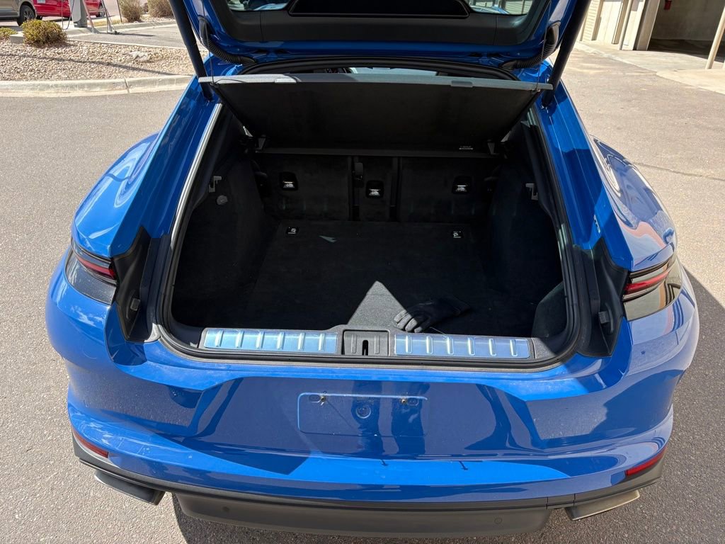 Used 2024 Porsche Panamera 4 image 26