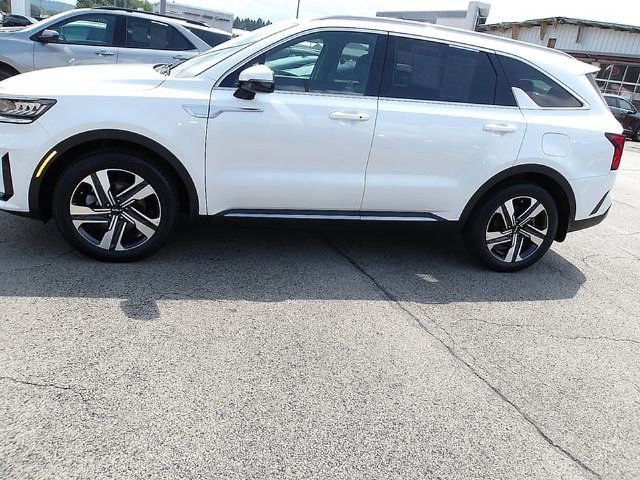 Used 2024 Kia Sorento EX AWD/4WD image 4