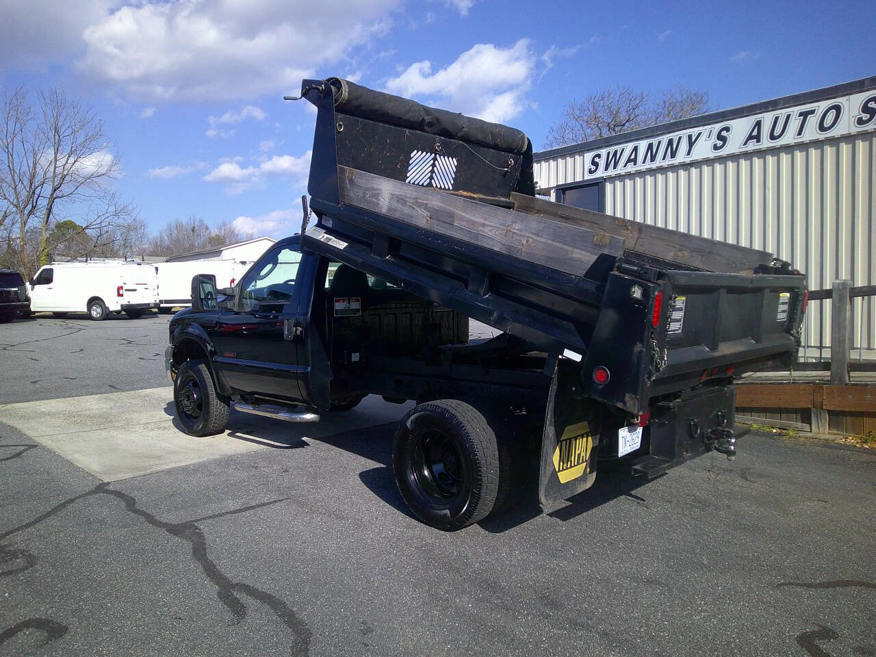 Used 2005 Ford F350 4x4 Regular Cab DRW Super Duty image 13