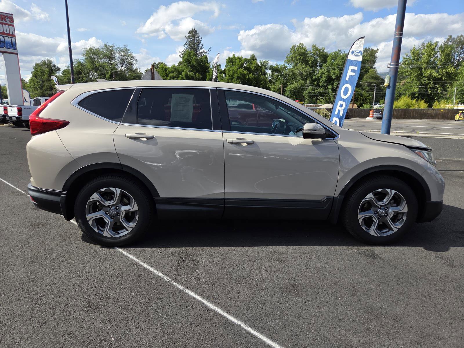 Used 2019 Honda CR-V EX image 4
