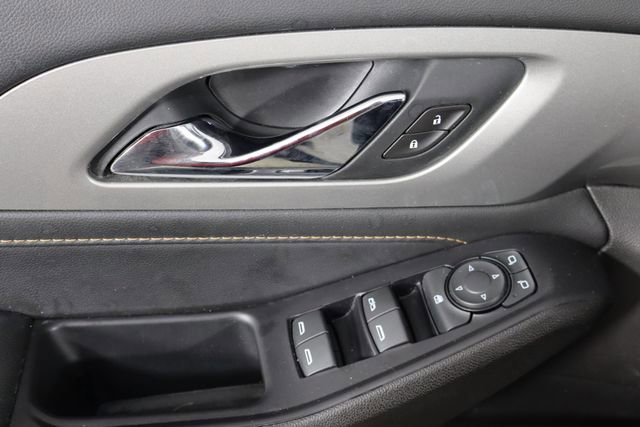 Used 2021 Chevrolet Traverse LT FWD image 20