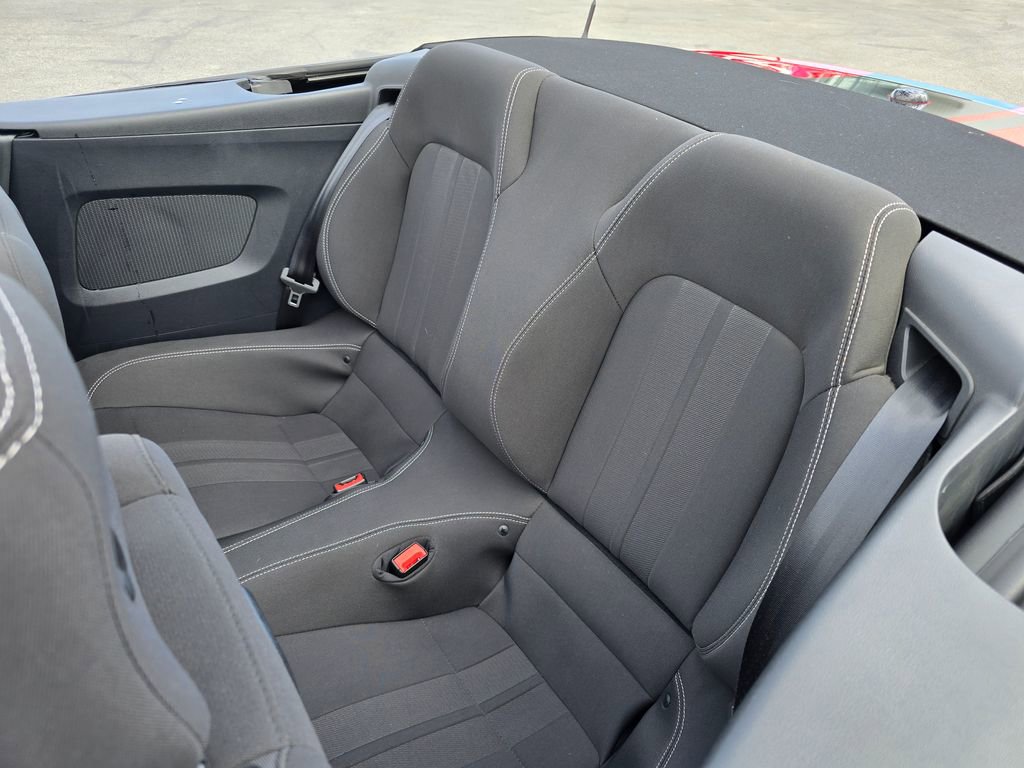 Used 2020 Ford Mustang Convertible image 13