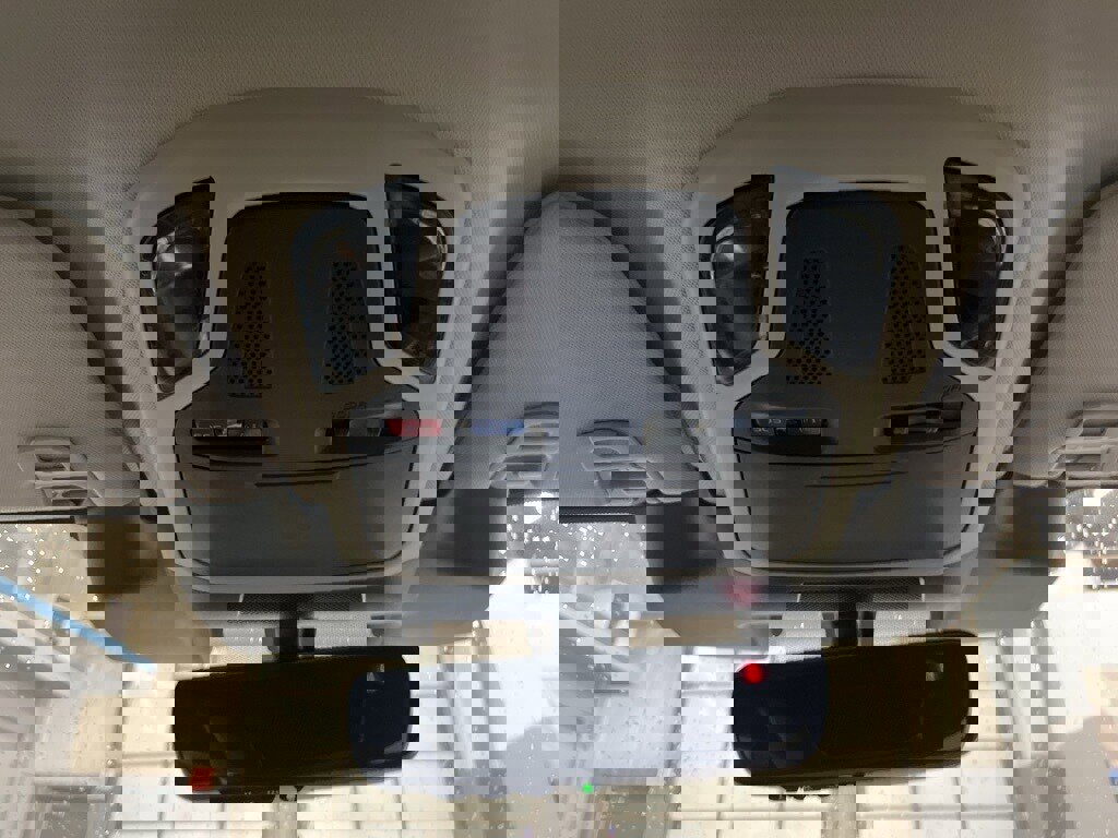 Certified 2025 Subaru Outback Premium w/ Popular Package #1A image 25