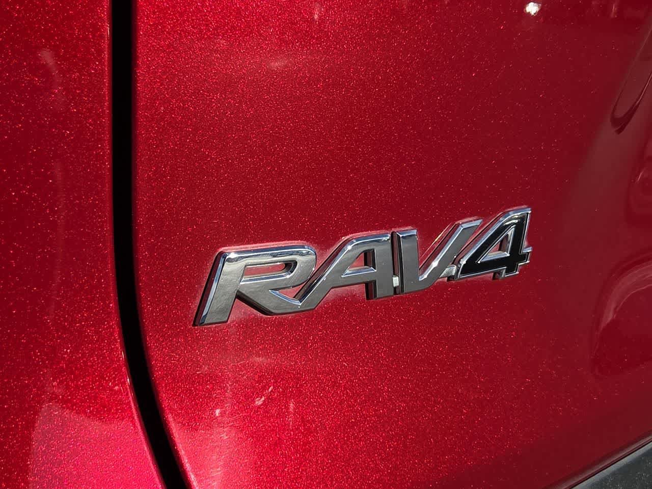 Certified 2021 Toyota RAV4 LE FWD image 11