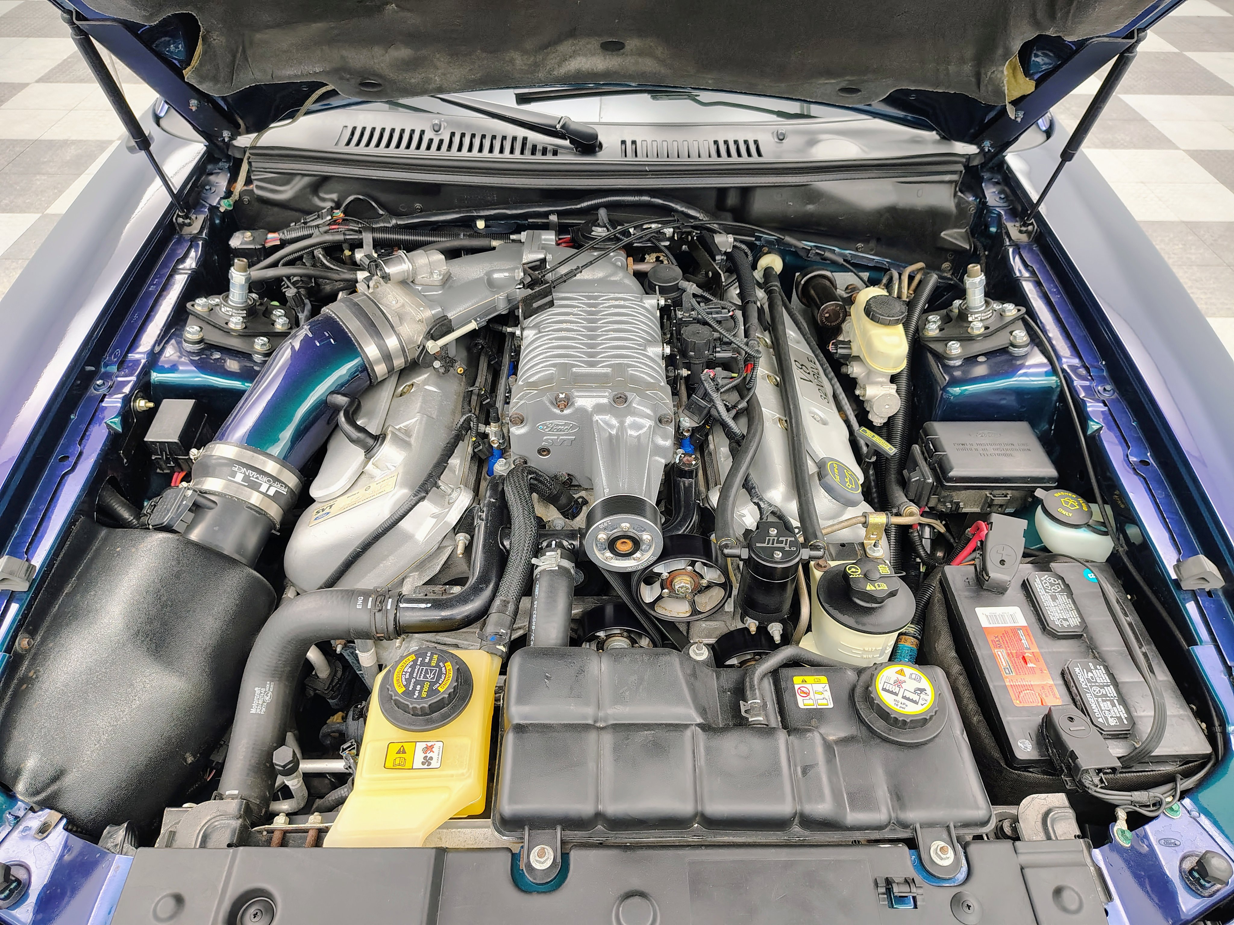 Used 2004 Ford Mustang Cobra RWD image 35