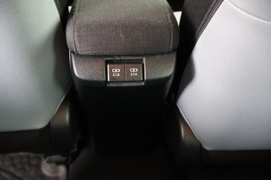 Certified 2020 Toyota Prius LE AWD/4WD image 45