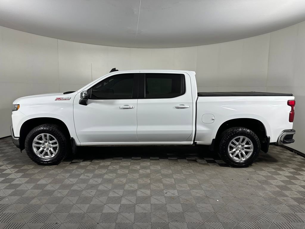 Used 2022 Chevrolet Silverado 1500 LT w/ Z71 Off-Road Package image 2