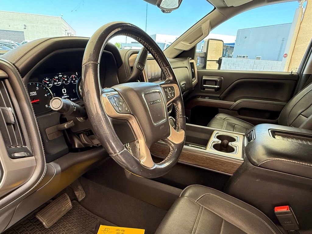 Used 2019 GMC Sierra 3500 Denali w/ Duramax Plus Package image 15