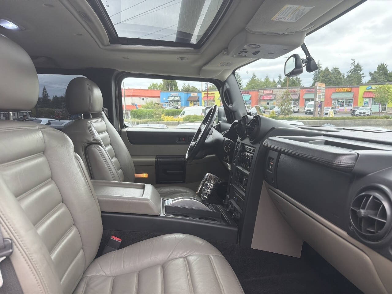 Used 2005 HUMMER H2 SUT AWD/4WD image 14