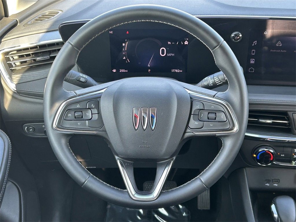 Used 2025 Buick Encore GX Preferred image 37
