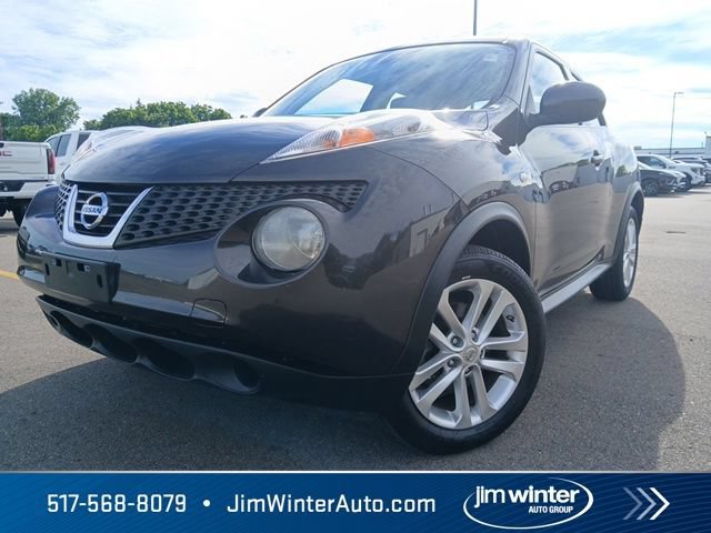 Used 2013 Nissan Juke S FWD image 2