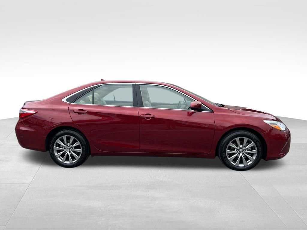 Used 2015 Toyota Camry XLE w/ Advanced Technology Package FWD image 6