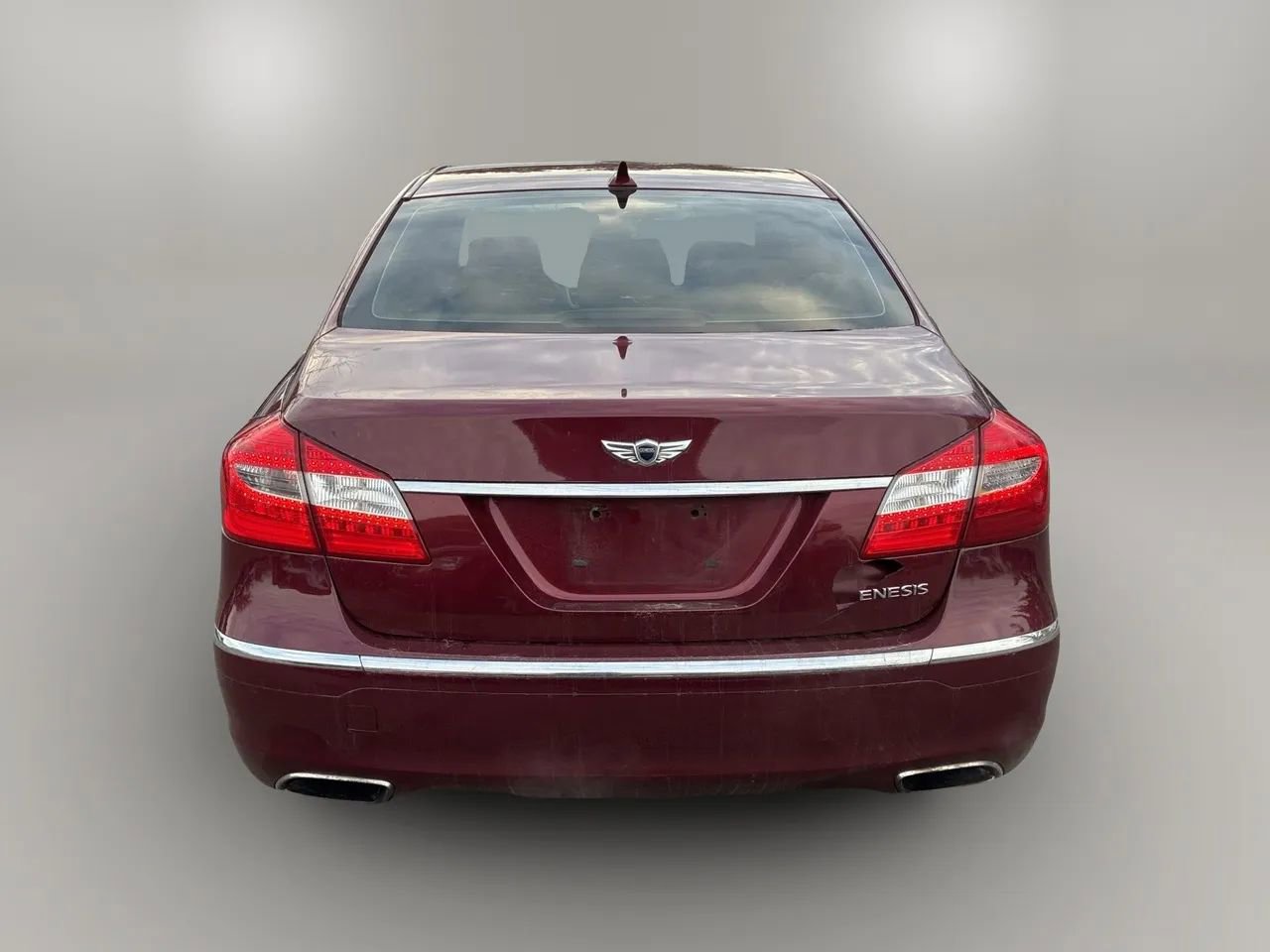 Used 2012 Hyundai Genesis 3.8 image 4