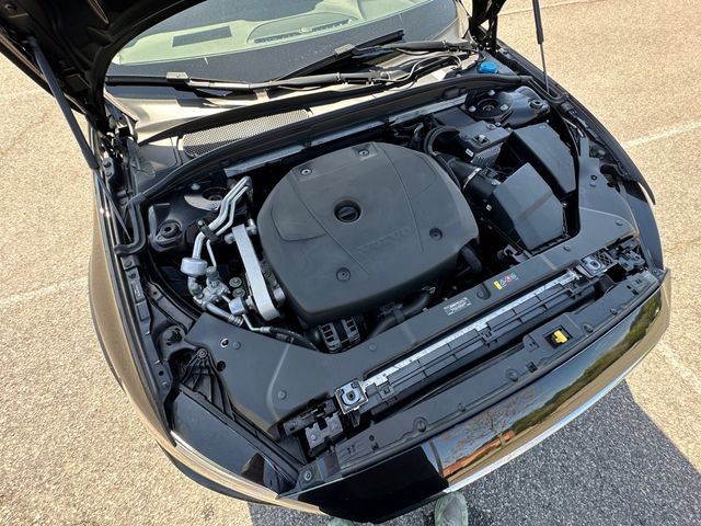 Used 2021 Volvo V60 T5 Cross Country AWD/4WD image 34