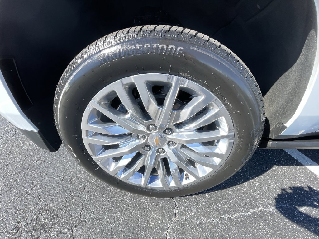 Certified 2026 Chevrolet Tahoe High Country AWD/4WD image 34