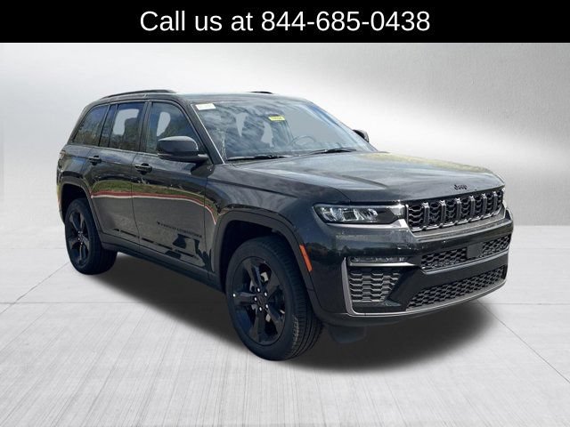 New 2026 Jeep Grand Cherokee Limited w/ Limited Altitude Package AWD/4WD image 3