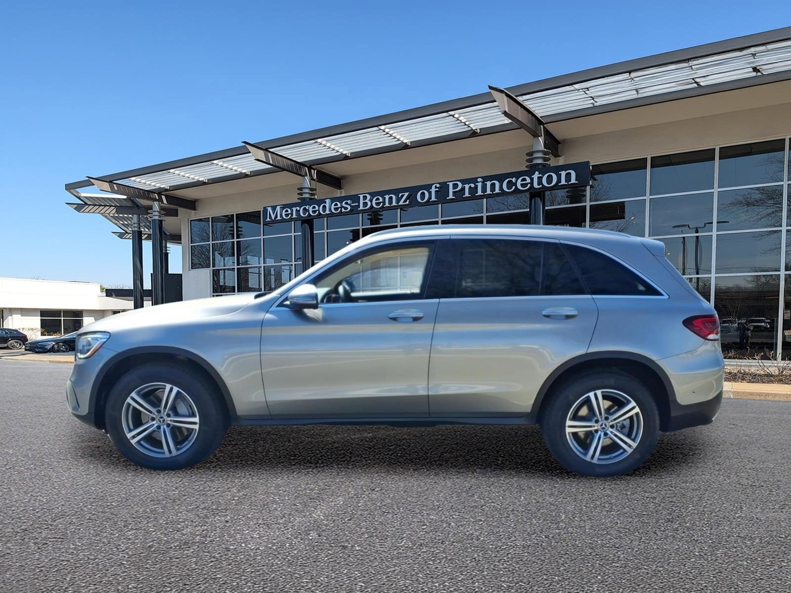 Used 2021 Mercedes-Benz GLC 300 4MATIC image 6