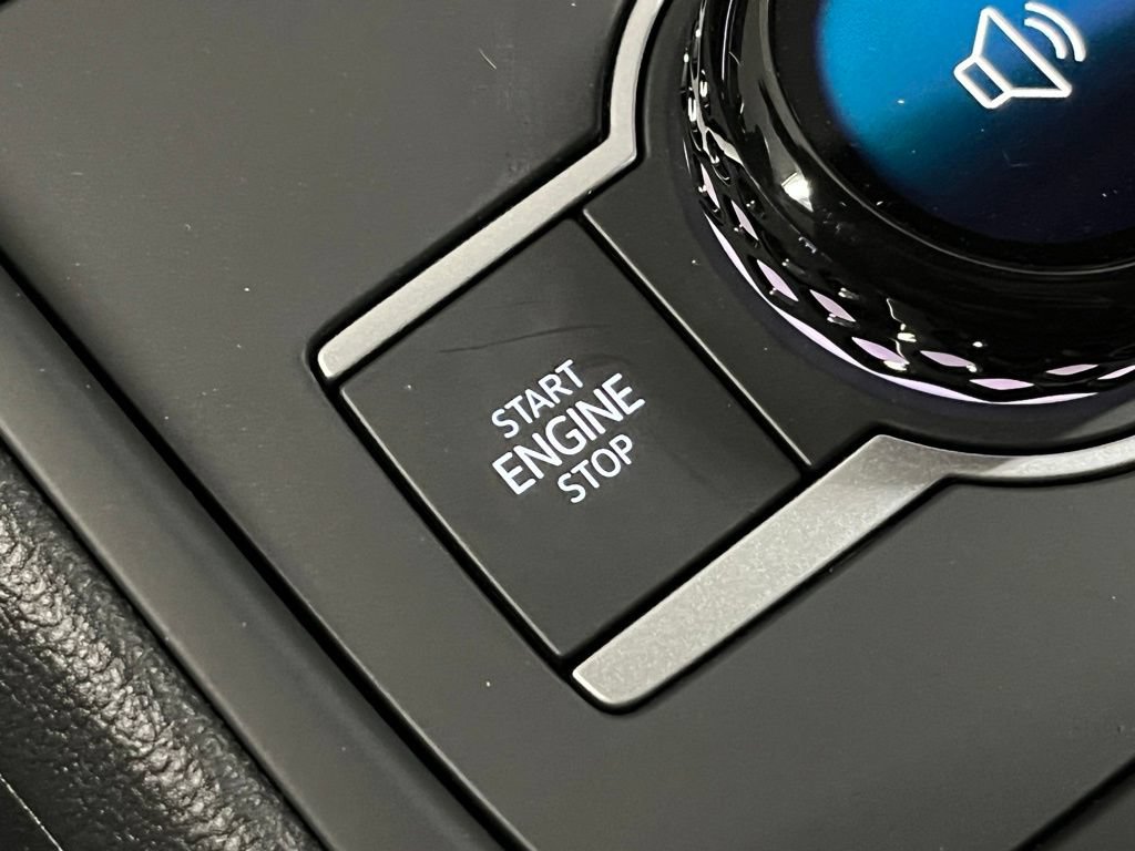 New 2026 Volkswagen Tiguan SE AWD/4WD image 17