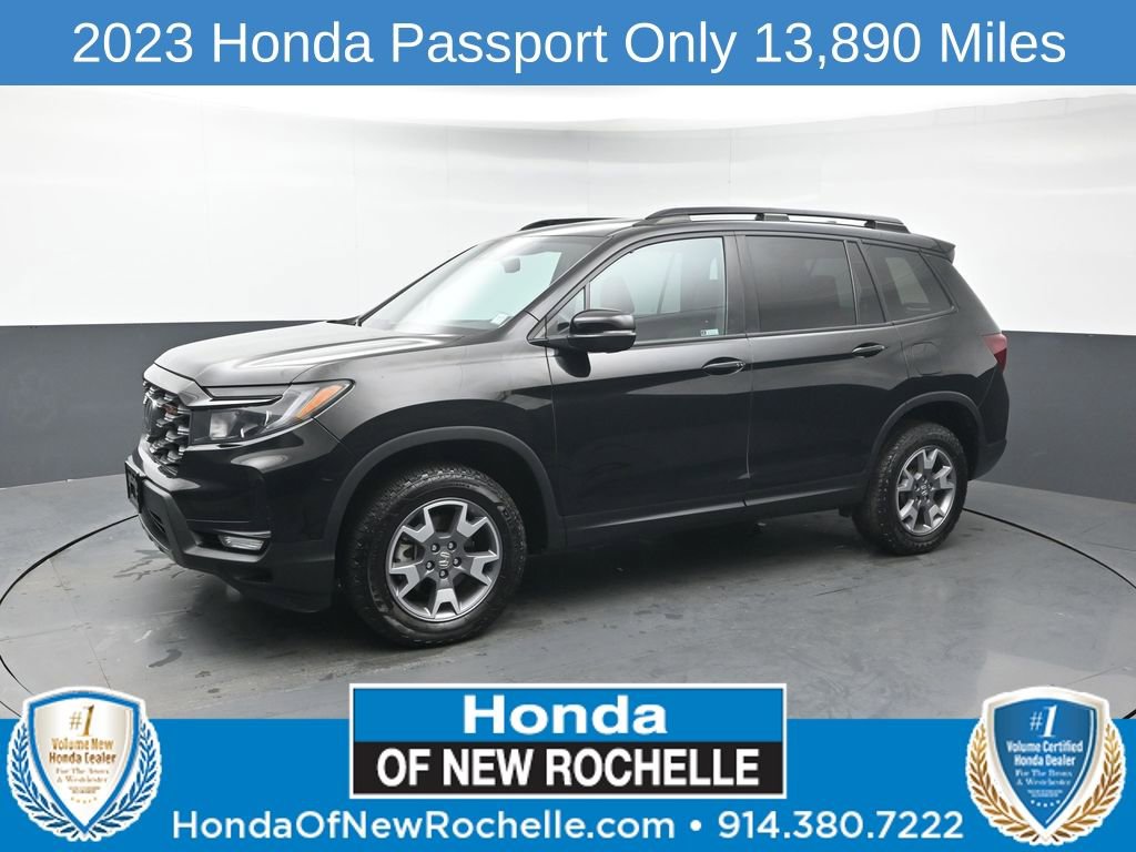 Used 2023 Honda Passport TrailSport image 1