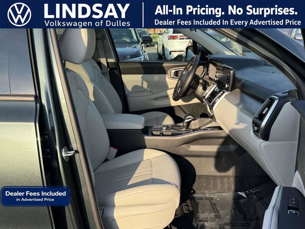Used 2022 Kia Sorento S w/ Panoramic Sunroof Package AWD/4WD image 14