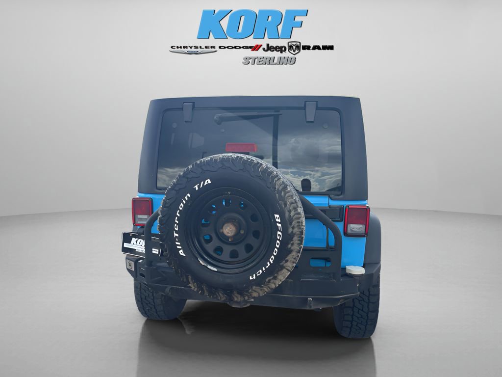 Used 2017 Jeep Wrangler Unlimited Rubicon w/ Connectivity Group image 6