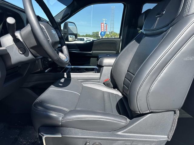 Used 2025 Ford F350 Platinum image 12