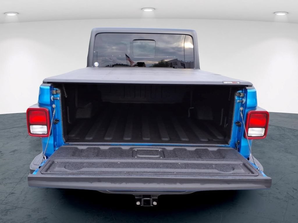 Used 2021 Jeep Gladiator Sport AWD/4WD image 11