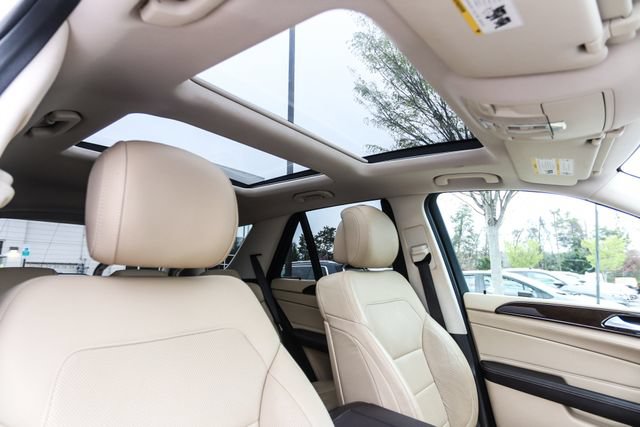 Used 2018 Mercedes-Benz GLE 43 AMG 4MATIC image 40