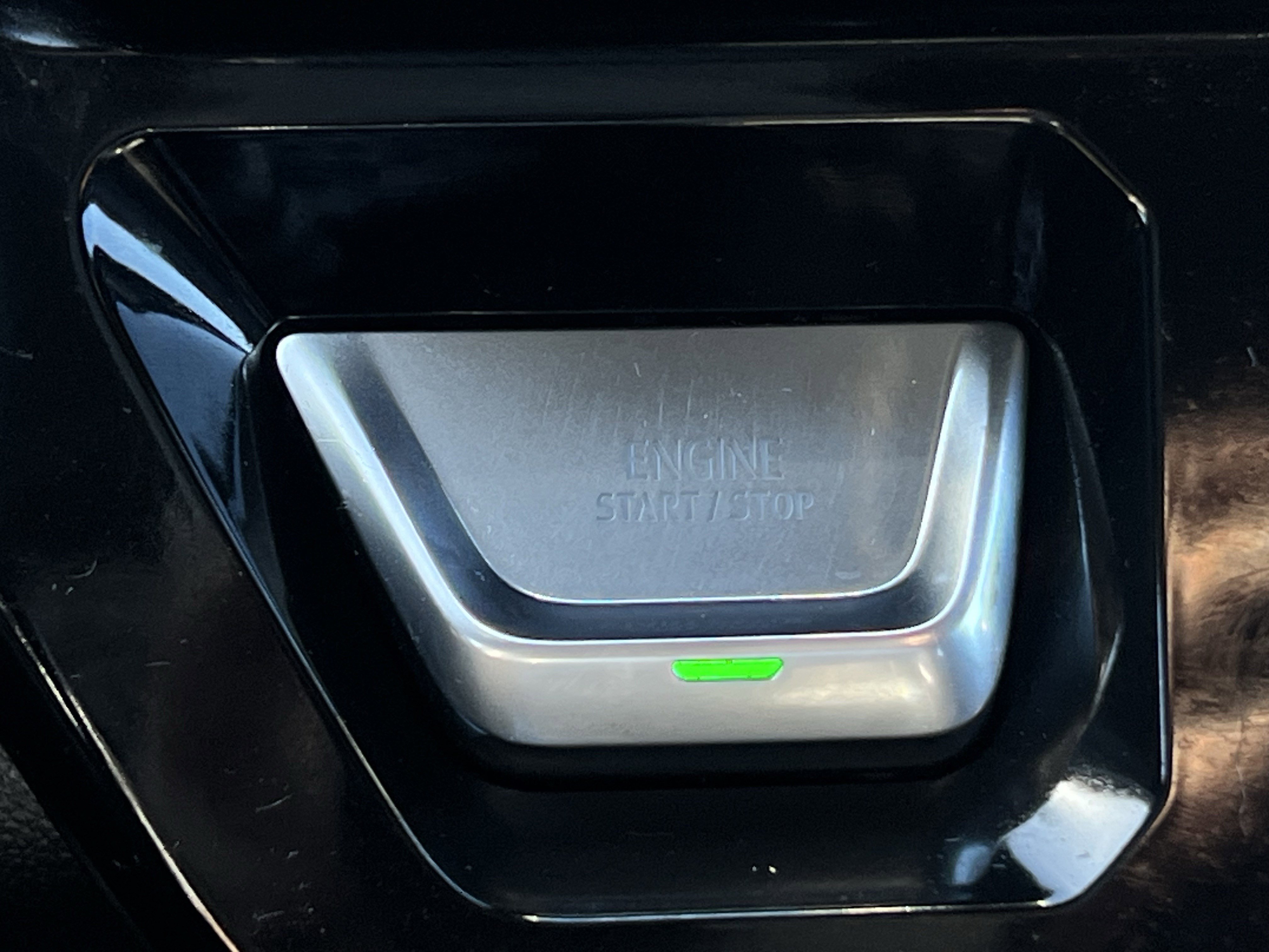 Used 2024 GMC Sierra 1500 AT4 w/ Technology Package image 16