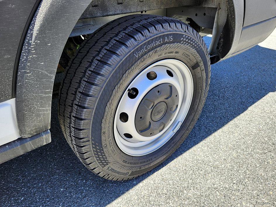 New 2024 Ford Transit 250 148 Medium Roof w/ Load Area Protection Package image 19