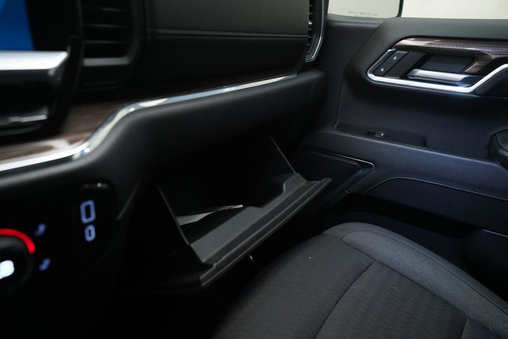 Used 2023 Chevrolet Silverado 1500 LT image 29