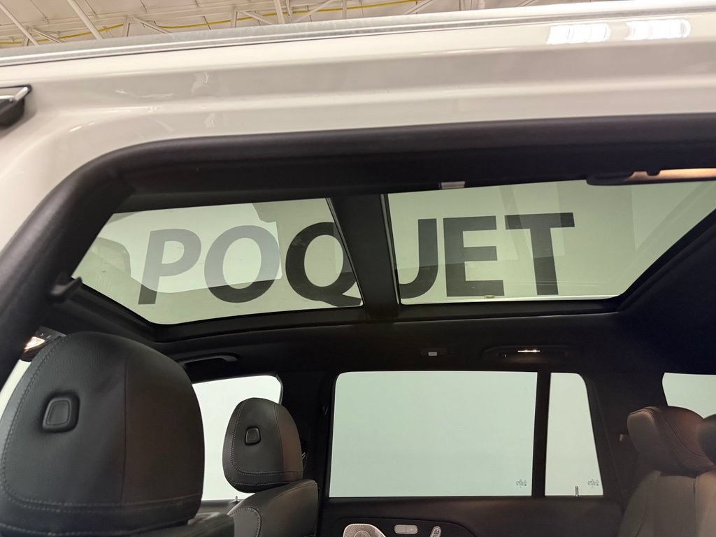 Used 2023 Mercedes-Benz GLS 450 4MATIC image 15