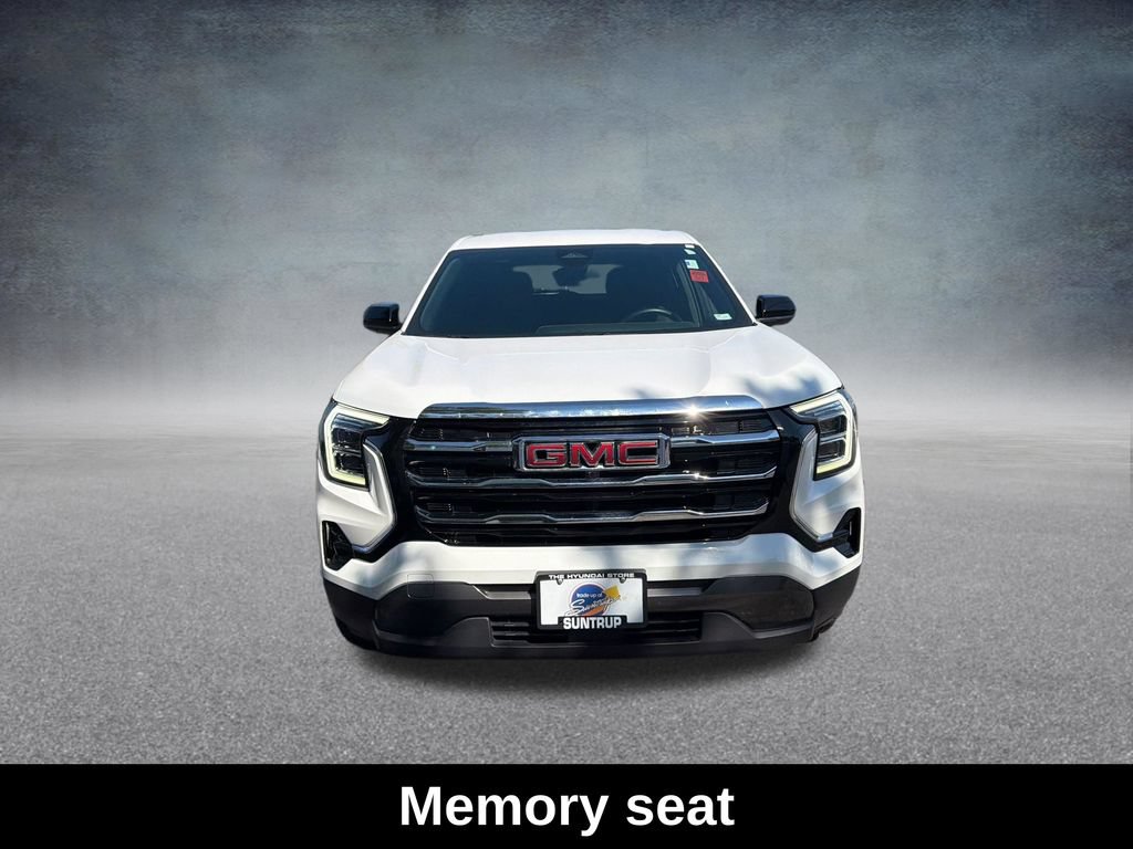 Used 2025 GMC Terrain Elevation AWD/4WD image 10