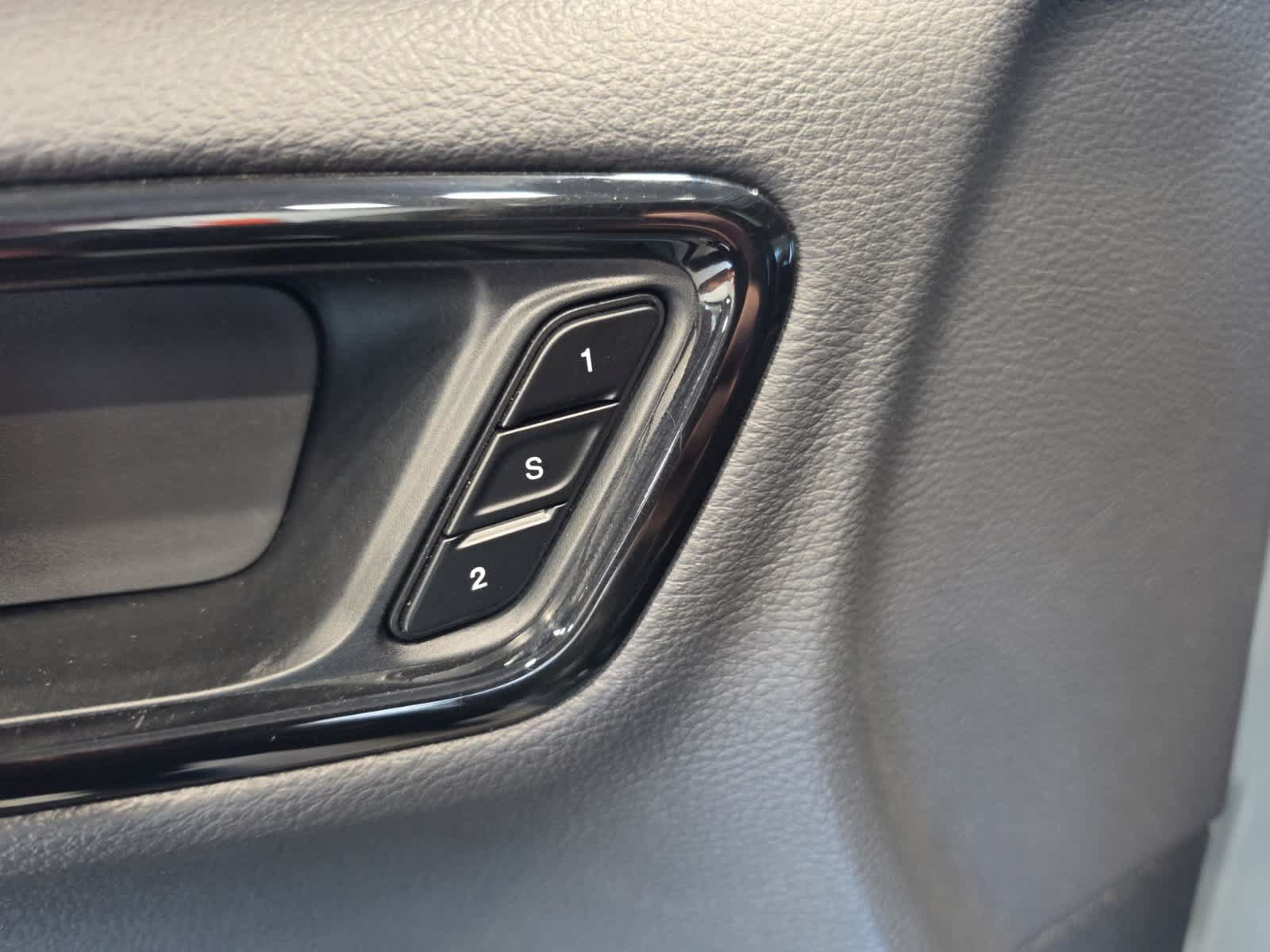 Used 2024 Dodge Durango R/T AWD/4WD image 18