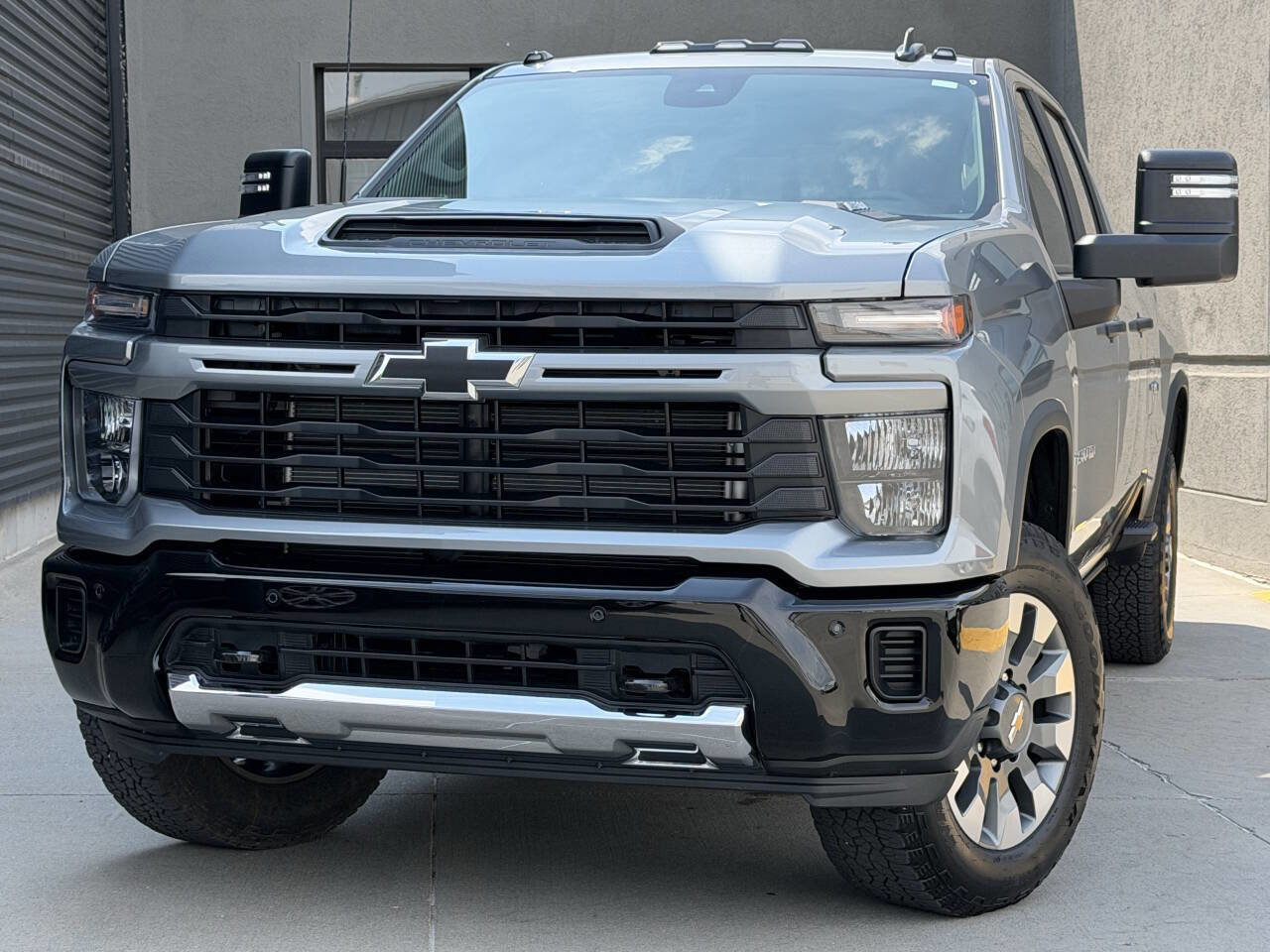 Used 2026 Chevrolet Silverado 2500 Custom w/ Custom Value Package AWD/4WD image 3