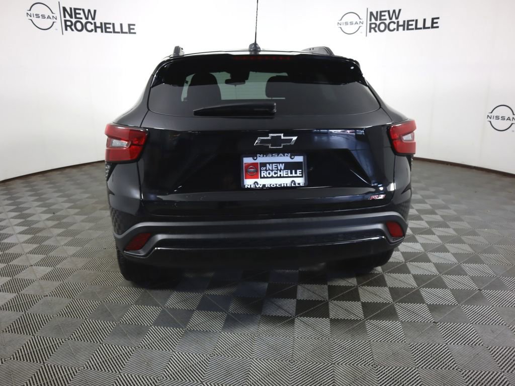 Used 2024 Chevrolet Trax RS image 5