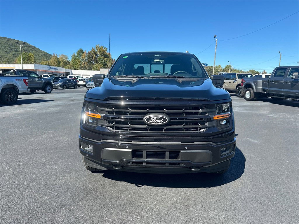 New 2025 Ford F150 XLT w/ Equipment Group 302A MID image 2