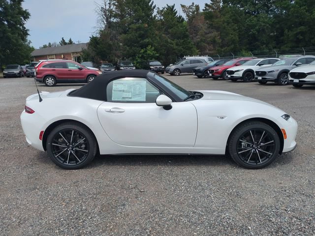 New 2026 MAZDA MX-5 Miata Grand Touring w/ Weather Package RWD image 3