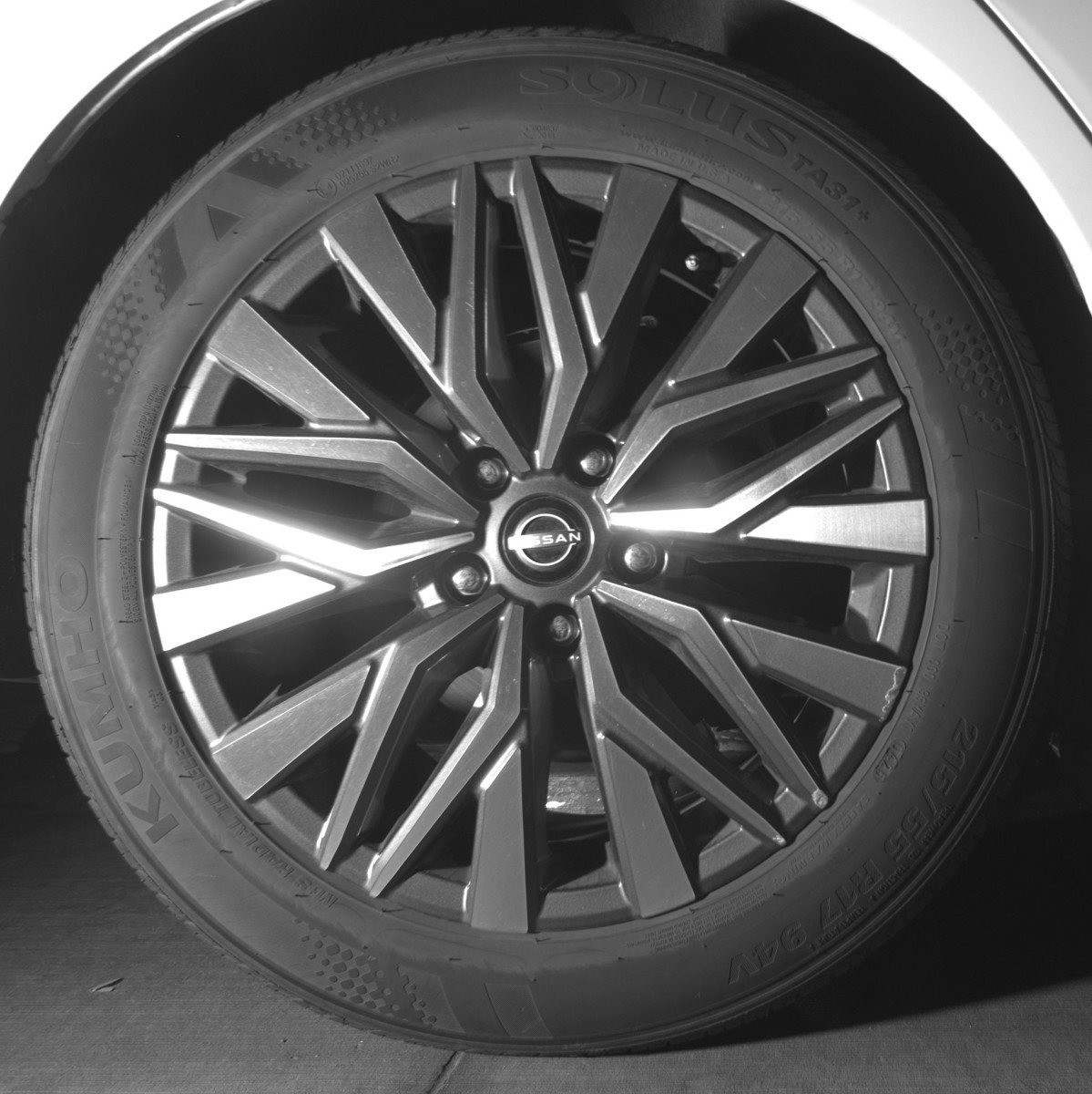 Used 2025 Nissan Altima 2.5 SV image 15