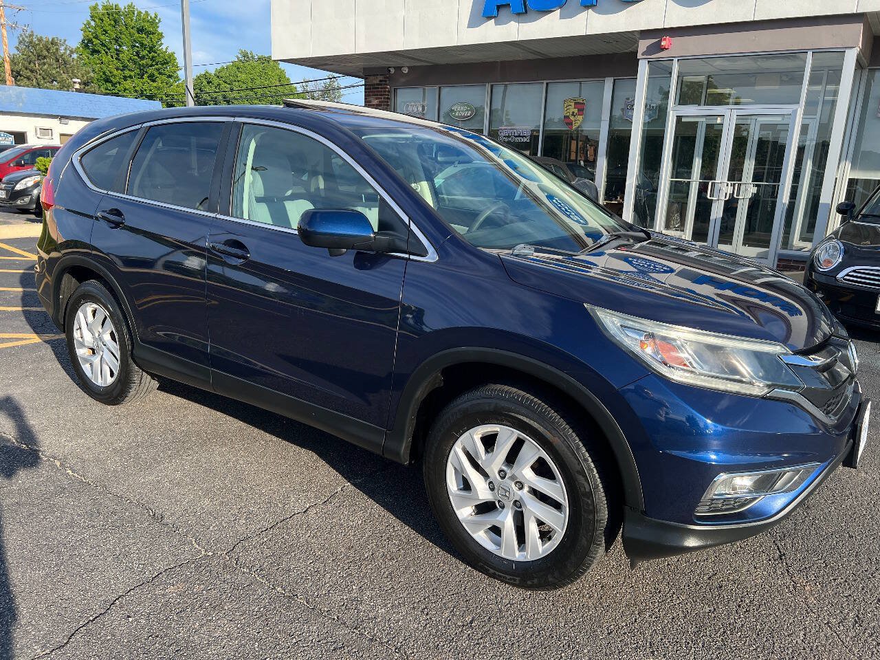 Used 2015 Honda CR-V EX image 4