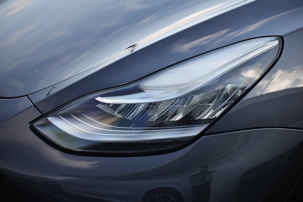 Used 2022 Tesla Model Y Long Range image 13